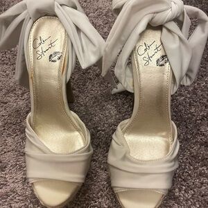 Summer / spring woodnen shoes 👠